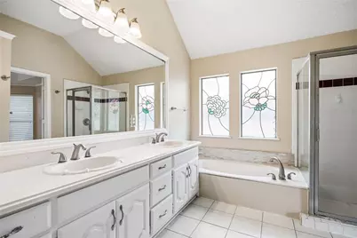 3812 Gentle Springs Drive, Arlington, TX 76001 - Photo 15