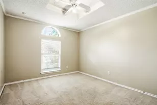 3812 Gentle Springs Dr, Arlington, TX 76001 - Photo 23