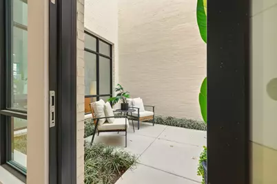 610 N Oak Cliff Boulevard #306, Dallas, TX 75208 - Photo 23