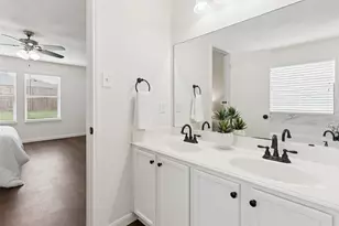 9704 George Washington Dr, McKinney, TX 75072 - Photo 11