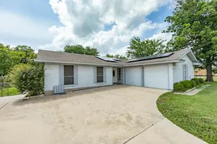 5025 Wyoming Trail, North Richland Hills, TX 76180 - Photo 3