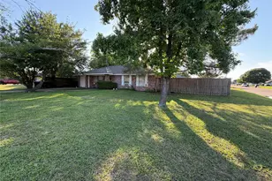 313 Fox Run, Crandall, TX 75114 - Photo 3