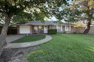 313 Fox Run, Crandall, TX 75114 - Photo 1