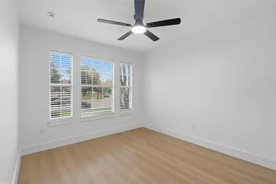 7034 Lo Chalmers Lane, Garland, TX 75043 - Photo 13