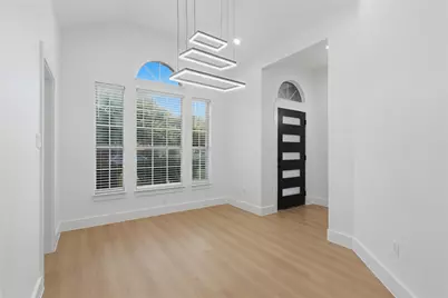 7034 Lo Chalmers Lane, Garland, TX 75043 - Photo 5