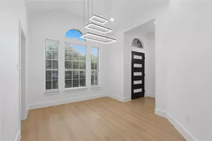 7034 Lo Chalmers Ln, Garland, TX 75043 - Photo 5