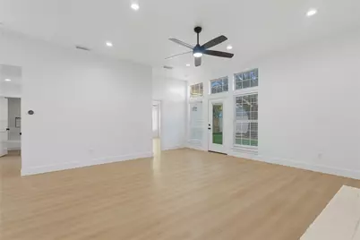 7034 Lo Chalmers Lane, Garland, TX 75043 - Photo 7