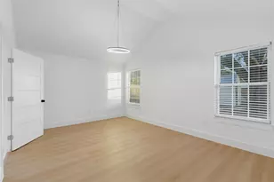7034 Lo Chalmers Ln, Garland, TX 75043 - Photo 17