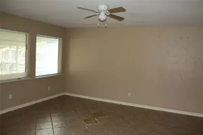 2834 Hollandale Lane, Farmers Branch, TX 75234 - Photo 3