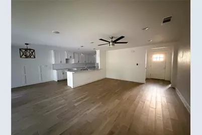 5109 Uvalde Court, Granbury, TX 76048 - Photo 5