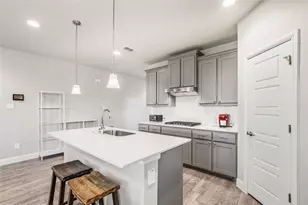1501 Woodpecker St, Denton, TX 76205 - Photo 9