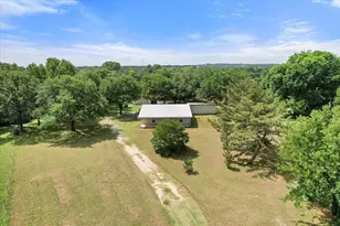 126 Smallwood Ct, Springtown, TX 76082 - Photo 23