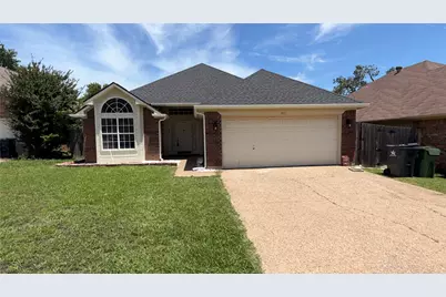 961 Grasswood Court, Arlington, TX 76017 - Photo 3