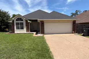 961 Grasswood Ct, Arlington, TX 76017 - Photo 3