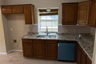 961 Grasswood Ct, Arlington, TX 76017 - Photo 11