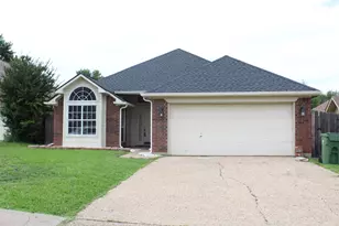 961 Grasswood Ct, Arlington, TX 76017 - Photo 1