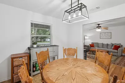 807 Elizabeth Boulevard, Granbury, TX 76048 - Photo 17