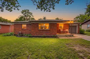 807 Elizabeth Blvd, Granbury, TX 76048 - Photo 1