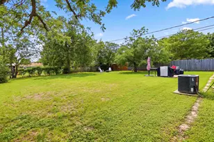 807 Elizabeth Blvd, Granbury, TX 76048 - Photo 27