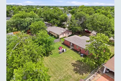 807 Elizabeth Boulevard, Granbury, TX 76048 - Photo 37