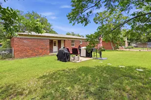 807 Elizabeth Blvd, Granbury, TX 76048 - Photo 33