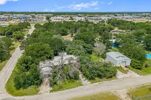 209 Renee Dr, Hudson Oaks, TX 76087 - Photo 31