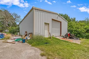 209 Renee Dr, Hudson Oaks, TX 76087 - Photo 23