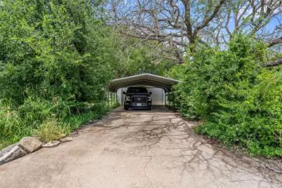 209 Renee Drive, Hudson Oaks, TX 76087 - Photo 11