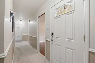 509 Patricia Rd, Hurst, TX 76053 - Photo 5