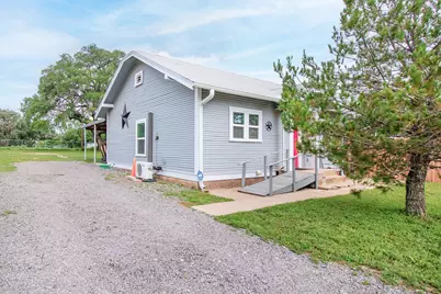1804 S Oak, Brady, TX 76825 - Photo 11