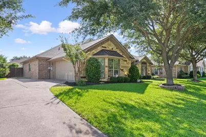 302 Edinburgh, Waco, TX 76712 - Photo 3