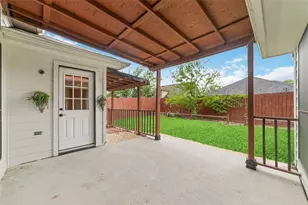923 N Sky Dr, Houston, TX 77073 - Photo 27
