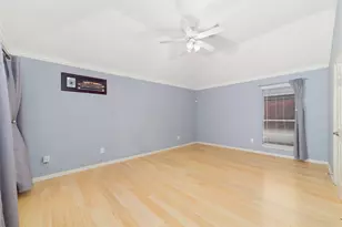 923 N Sky Dr, Houston, TX 77073 - Photo 17