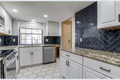 13340 Kit Lane #A4, Dallas, TX 75240 - Photo 5