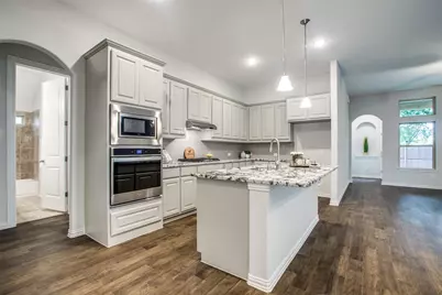 13866 Kevin Drive, Frisco, TX 75035 - Photo 5