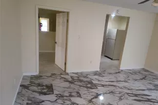 2039 W Walnut St, Garland, TX 75042 - Photo 11
