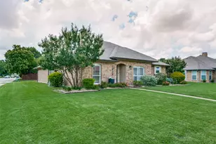 2624 Kingsridge Dr, Dallas, TX 75287 - Photo 3