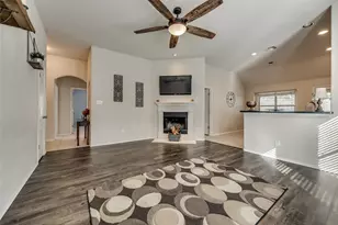 203 Cedar Crk Dr, Princeton, TX 75407 - Photo 5