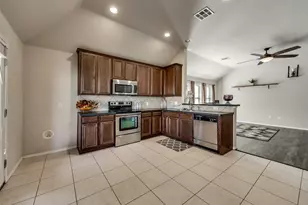203 Cedar Crk Dr, Princeton, TX 75407 - Photo 9