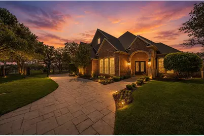2726 Country Club Road, Pantego, TX 76013 - Photo 1