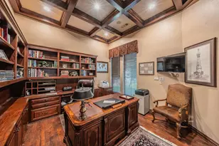 2726 Country Club Rd, Pantego, TX 76013 - Photo 3