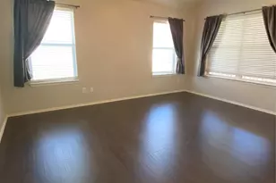 10413 Trevino Ln, Benbrook, TX 76126 - Photo 9