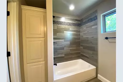 4007 Sioux Court, Granbury, TX 76048 - Photo 17