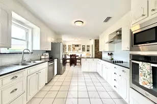 1423 Oak Hills Dr, Graham, TX 76450 - Photo 5