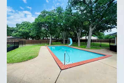 1423 Oak Hills Drive, Graham, TX 76450 - Photo 19