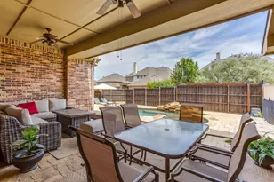 2017 Ironside Dr, Lewisville, TX 75056 - Photo 33