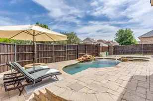 2017 Ironside Dr, Lewisville, TX 75056 - Photo 35