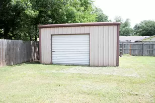 1008 Fairway Ln, Mexia, TX 76667 - Photo 15