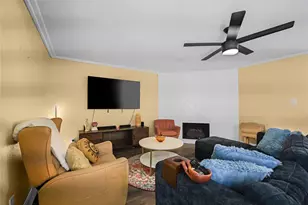 10447 Sylvia Dr, Dallas, TX 75228 - Photo 19