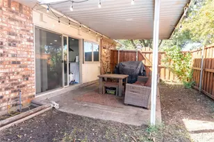 8512 Londonderry Ln, Dallas, TX 75228 - Photo 15